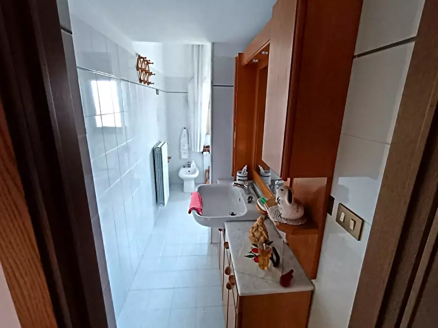 Immagine 4 di Appartamento in vendita  in Via Boito a Montecatini Terme