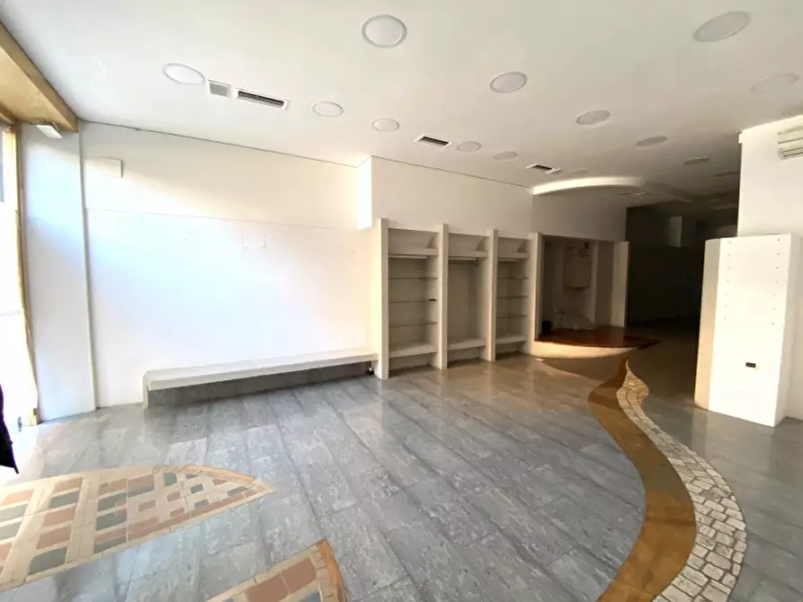 Immagine 3 di Locale commerciale in affitto  in Corso Matteotti a Montecatini Terme
