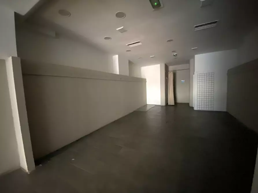 Immagine 6 di Locale commerciale in affitto  in Corso Matteotti a Montecatini Terme