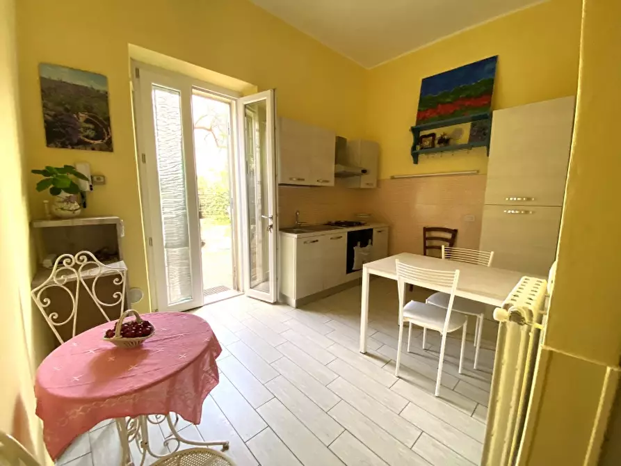 Immagine 5 di Appartamento in vendita  in Via Piemonte a Montecatini Terme