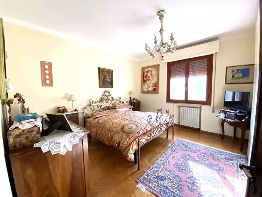 Immagine 11 di Appartamento in vendita  in Via Papa Giovanni XXIII a Montecatini Terme