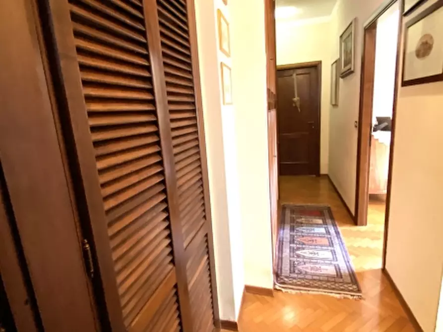 Immagine 18 di Appartamento in vendita  in Via Papa Giovanni XXIII a Montecatini Terme