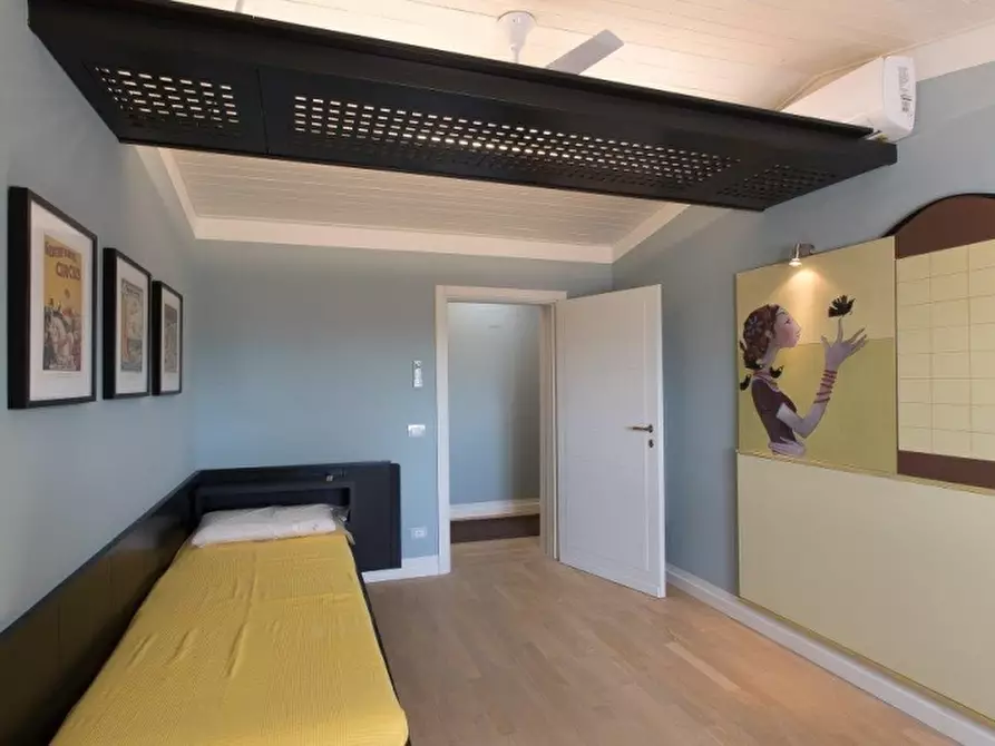 Immagine 12 di Appartamento in vendita  in Viale Marconi a Montecatini Terme