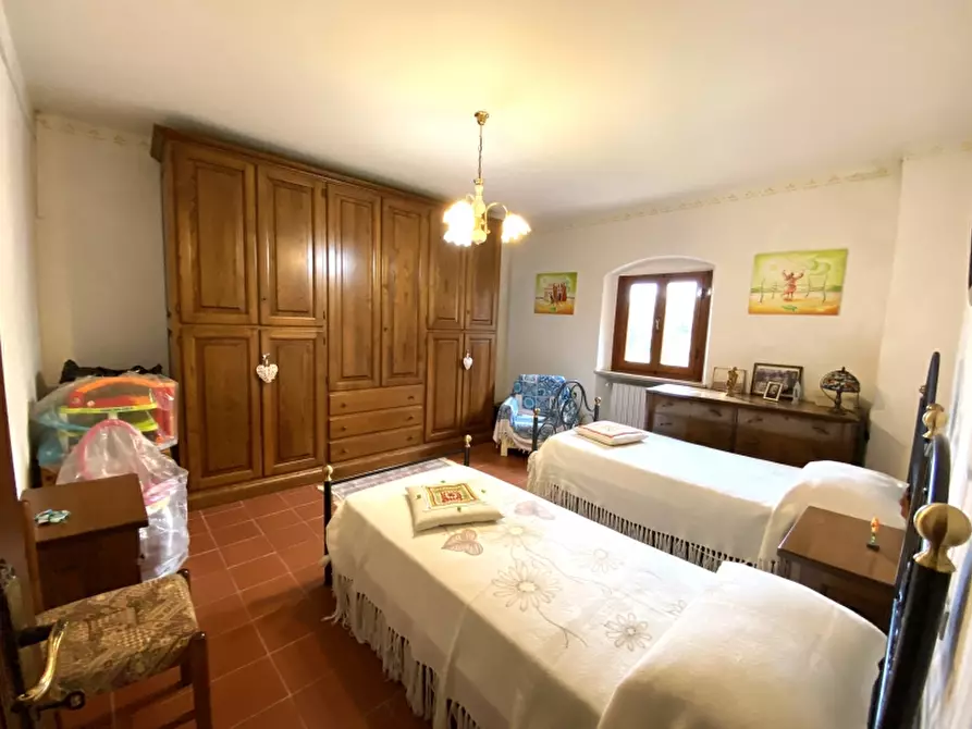 Immagine 2 di Rustico / casale in vendita  in Via della Nievole a Montecatini Terme