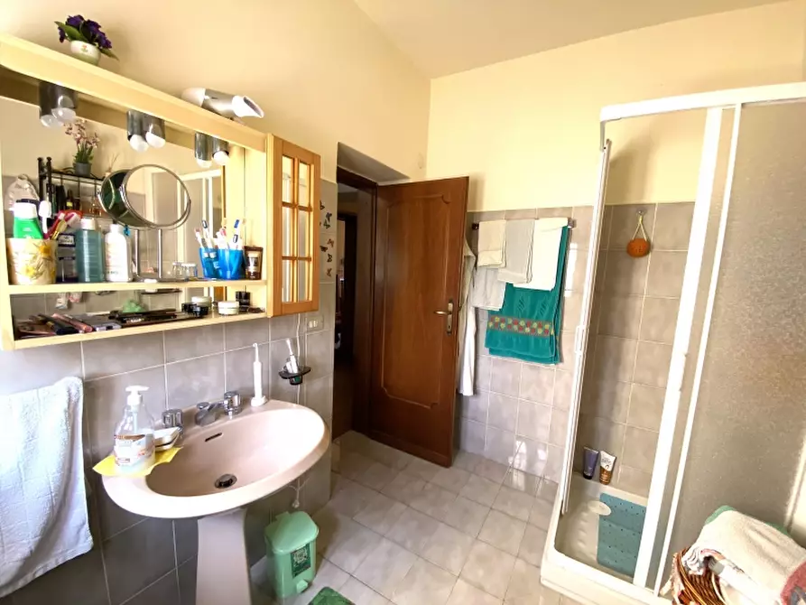 Immagine 25 di Rustico / casale in vendita  in Via della Nievole a Montecatini Terme