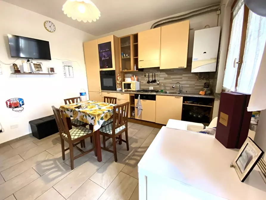 Immagine 8 di Appartamento in vendita  in Viale Fedeli a Montecatini Terme