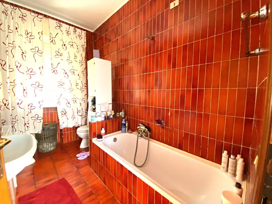 Immagine 15 di Appartamento in vendita  in Via Monteverdi a Montecatini Terme