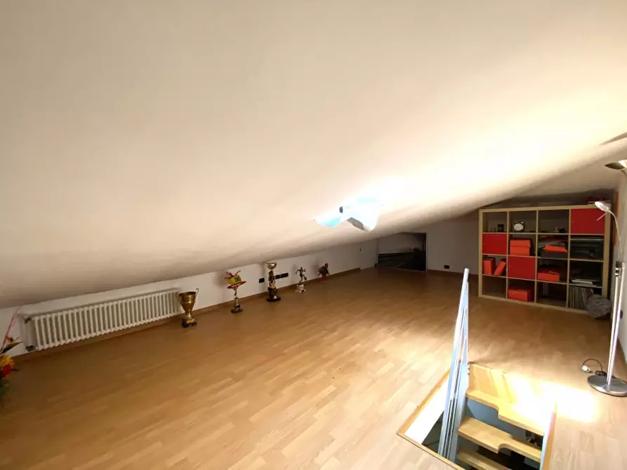 Immagine 25 di Appartamento in vendita  in Via Francesca Vecchia a Uzzano