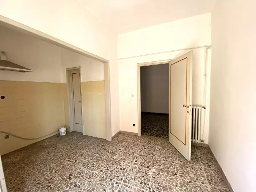 Immagine 6 di Appartamento in vendita  in Via Boccherini a Montecatini Terme