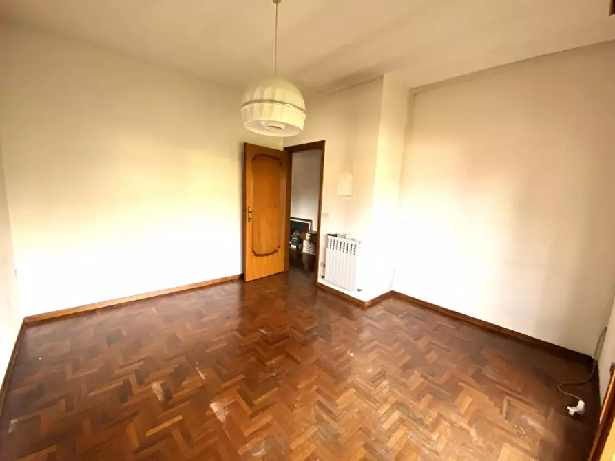 Immagine 15 di Appartamento in vendita  in Via Baccelli a Montecatini Terme