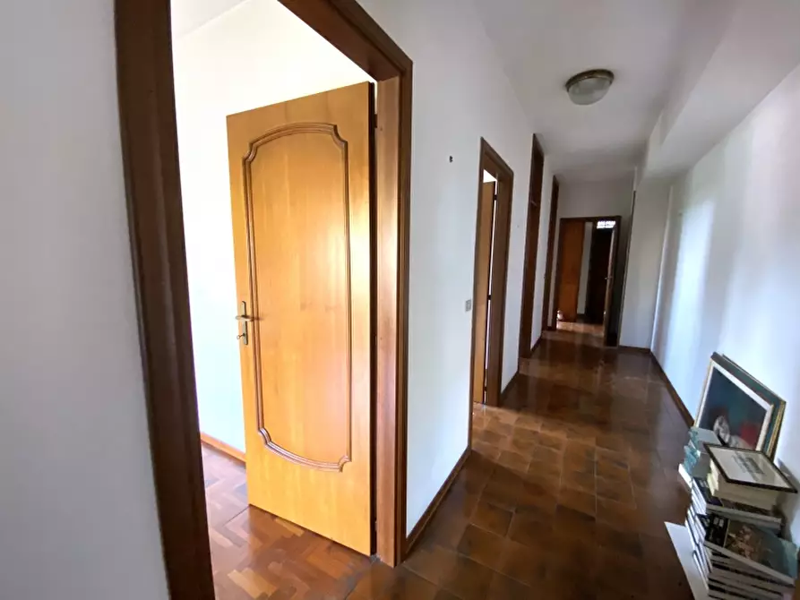 Immagine 16 di Appartamento in vendita  in Via Baccelli a Montecatini Terme