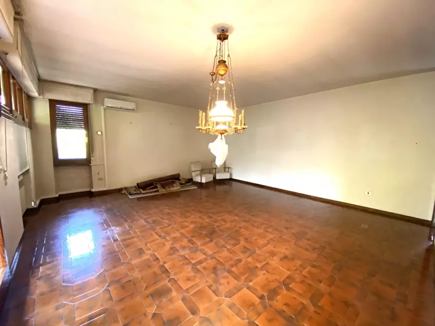 Immagine 6 di Appartamento in vendita  in Via Baccelli a Montecatini Terme