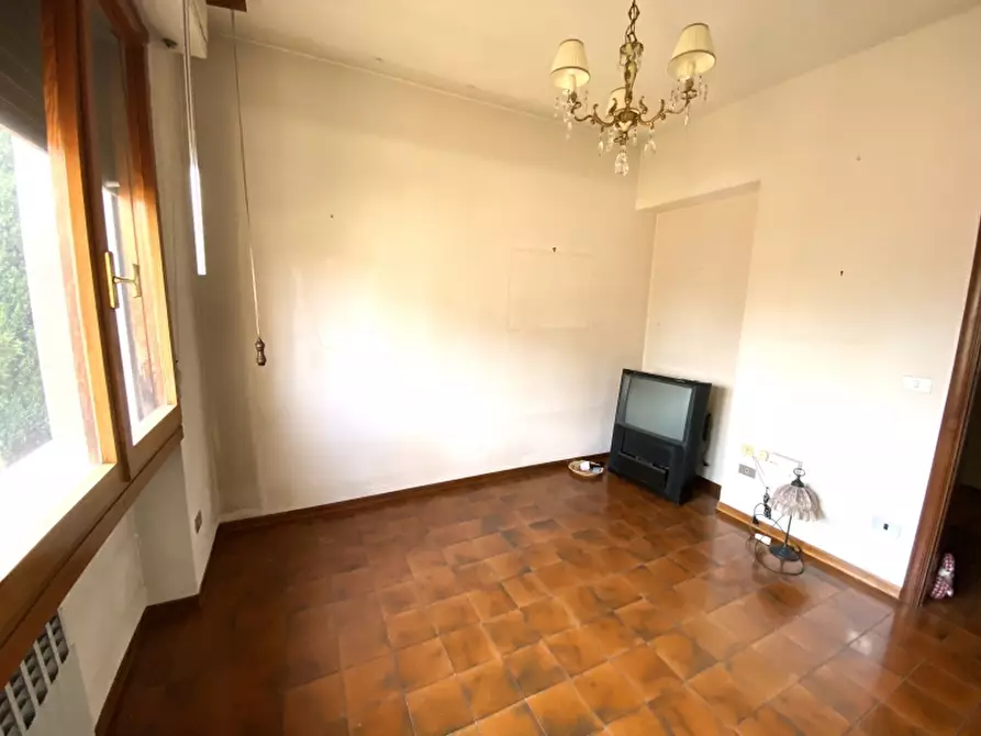 Immagine 9 di Appartamento in vendita  in Via Baccelli a Montecatini Terme