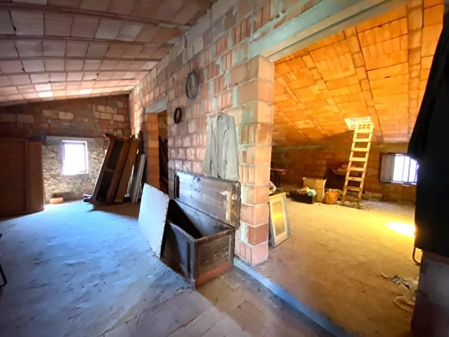 Immagine 1 di Appartamento in vendita  in Via Pasquini a Massa E Cozzile