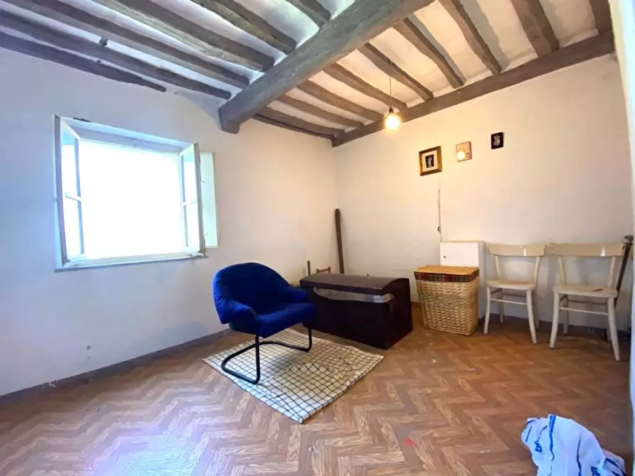 Immagine 11 di Appartamento in vendita  in Via Pasquini a Massa E Cozzile