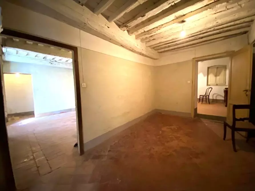 Immagine 4 di Appartamento in vendita  in Via Pasquini a Massa E Cozzile