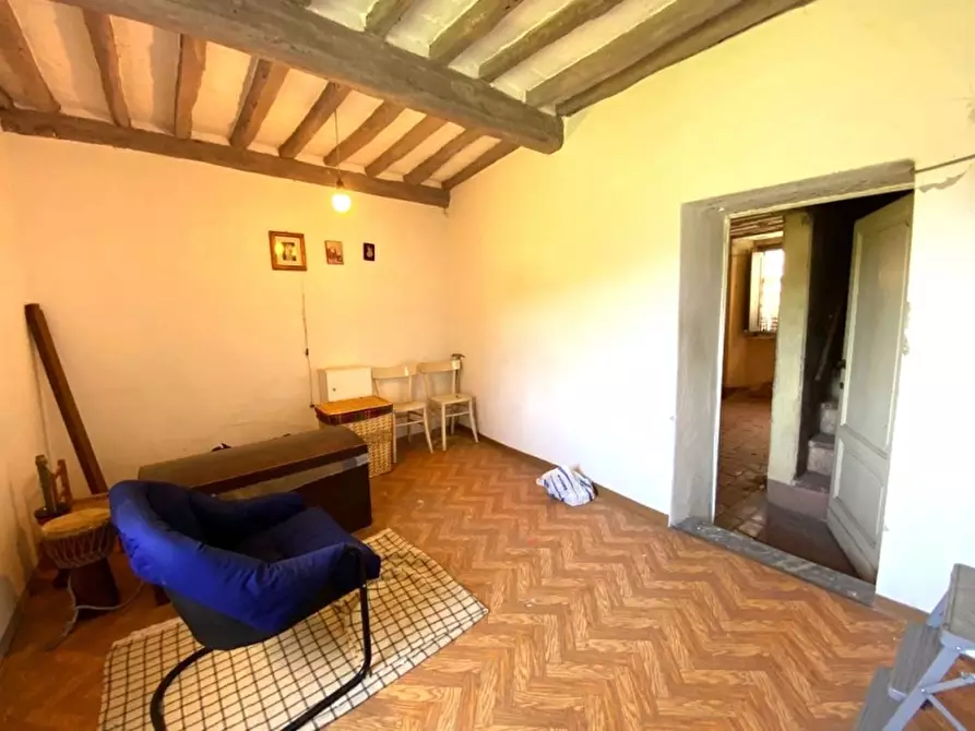 Immagine 8 di Appartamento in vendita  in Via Pasquini a Massa E Cozzile