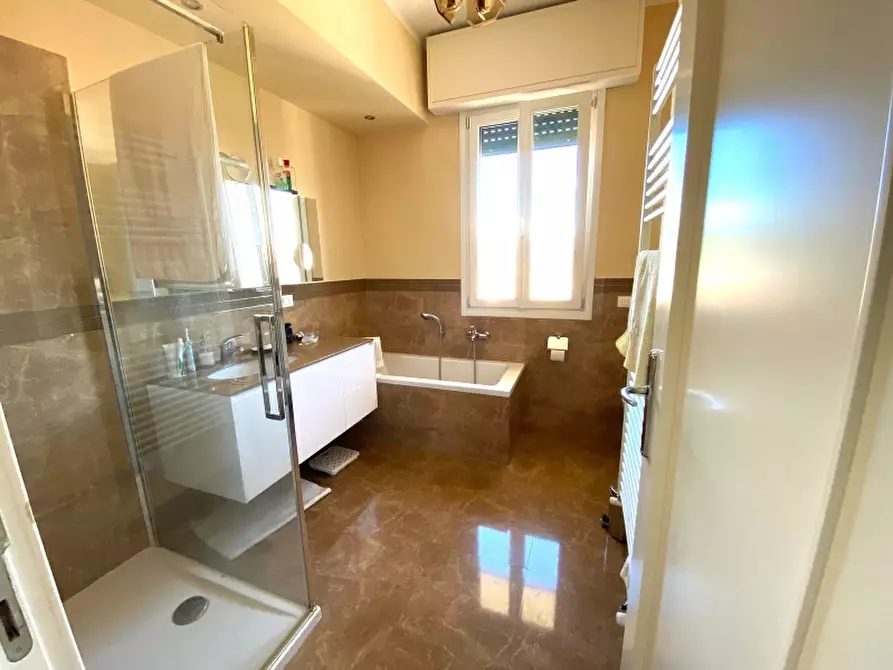 Immagine 8 di Appartamento in vendita  in Corso Roma a Montecatini Terme