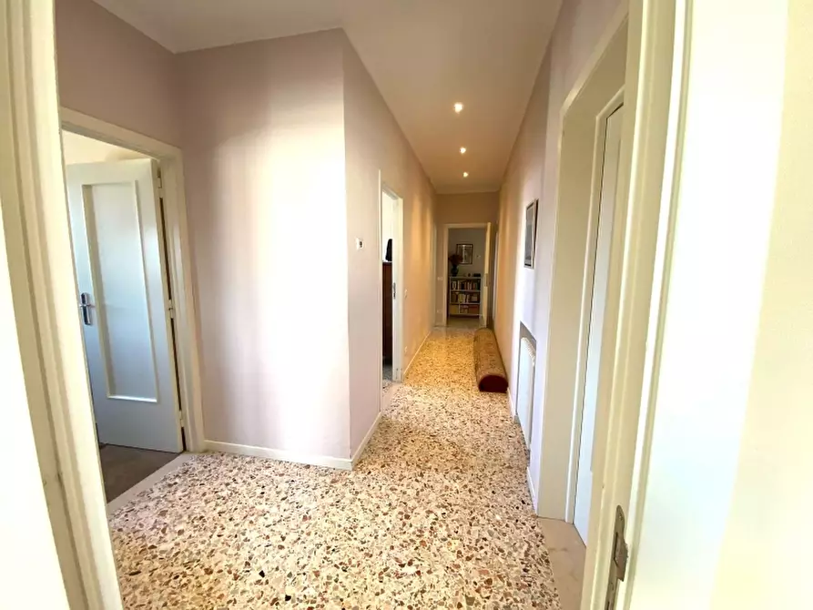 Immagine 15 di Appartamento in vendita  in Corso Roma a Montecatini Terme