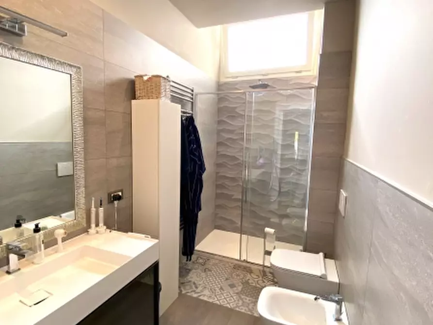 Immagine 29 di Appartamento in vendita  in Viale Amendola a Montecatini Terme