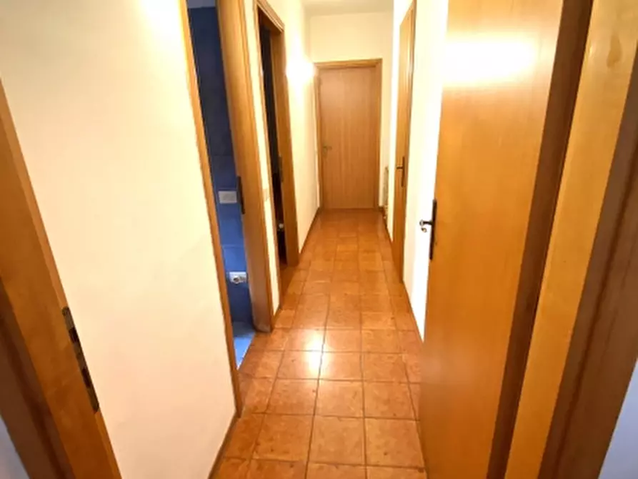 Immagine 4 di Appartamento in vendita  in Via Marche a Montecatini Terme