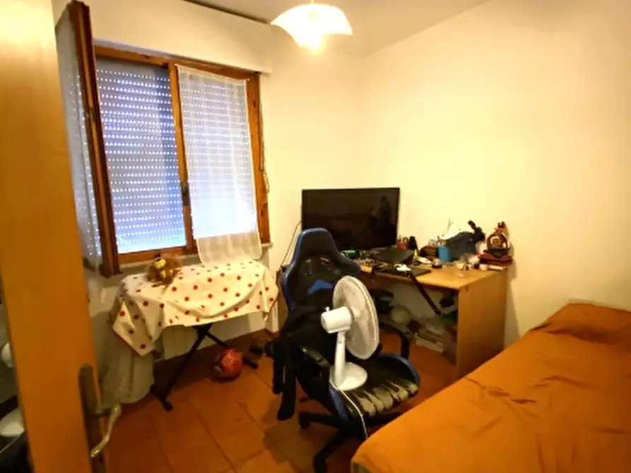 Immagine 7 di Appartamento in vendita  in Via Marche a Montecatini Terme