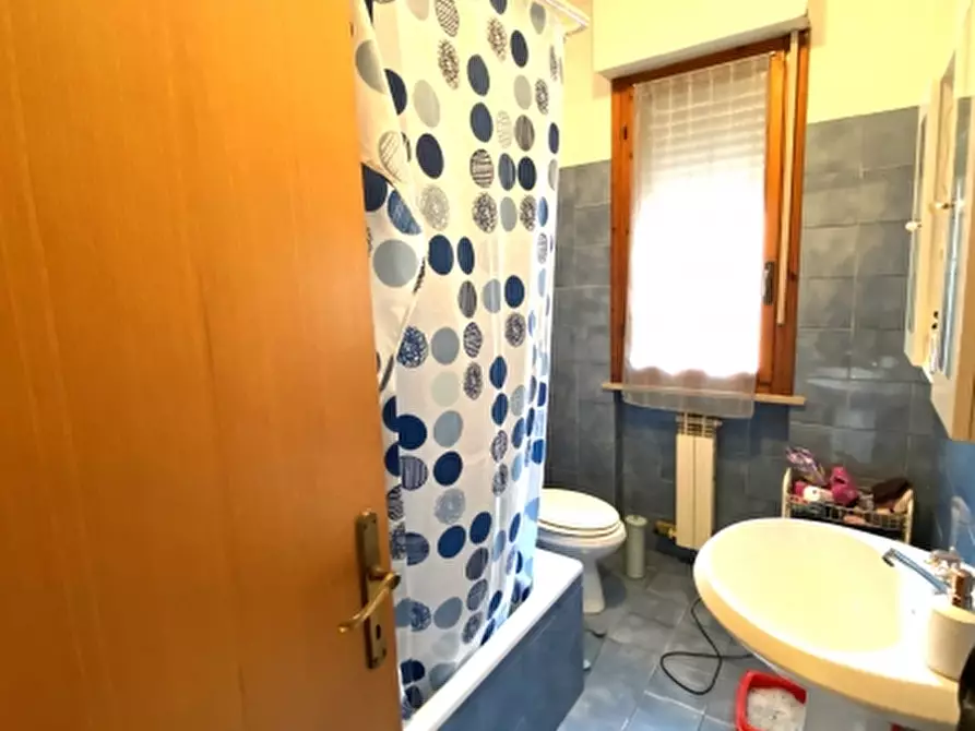 Immagine 8 di Appartamento in vendita  in Via Marche a Montecatini Terme