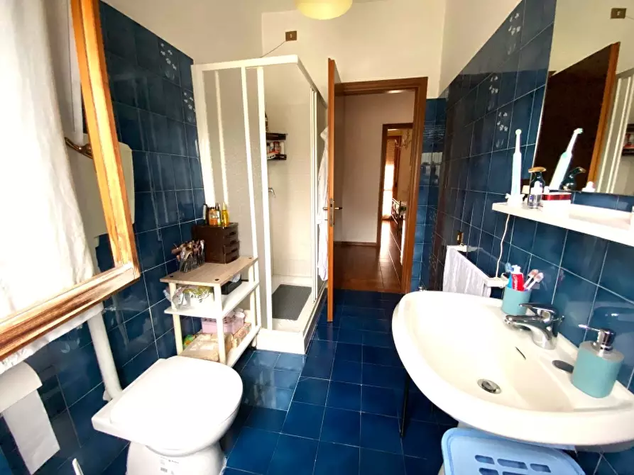 Immagine 11 di Appartamento in vendita  in Via Marche a Montecatini Terme