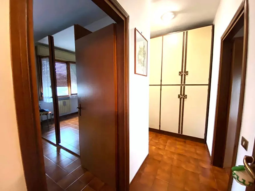 Immagine 12 di Appartamento in vendita  in Via Marche a Montecatini Terme