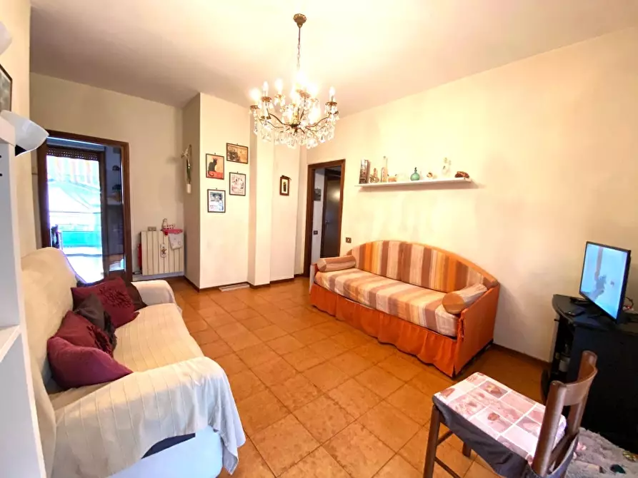 Immagine 4 di Appartamento in vendita  in Via Marche a Montecatini Terme