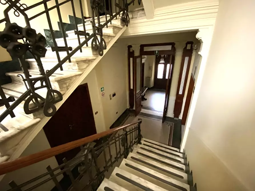 Immagine 3 di Villa in vendita  in Piazza del Popolo a Montecatini Terme