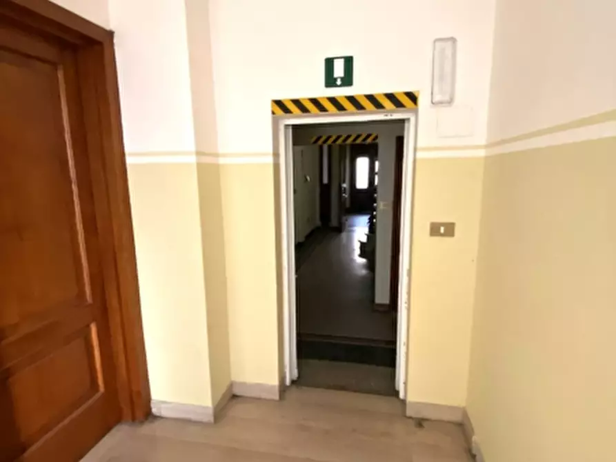 Immagine 11 di Villa in vendita  in Piazza del Popolo a Montecatini Terme