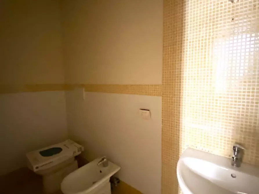 Immagine 13 di Appartamento in vendita  in Corso Roma 53 a Montecatini Terme