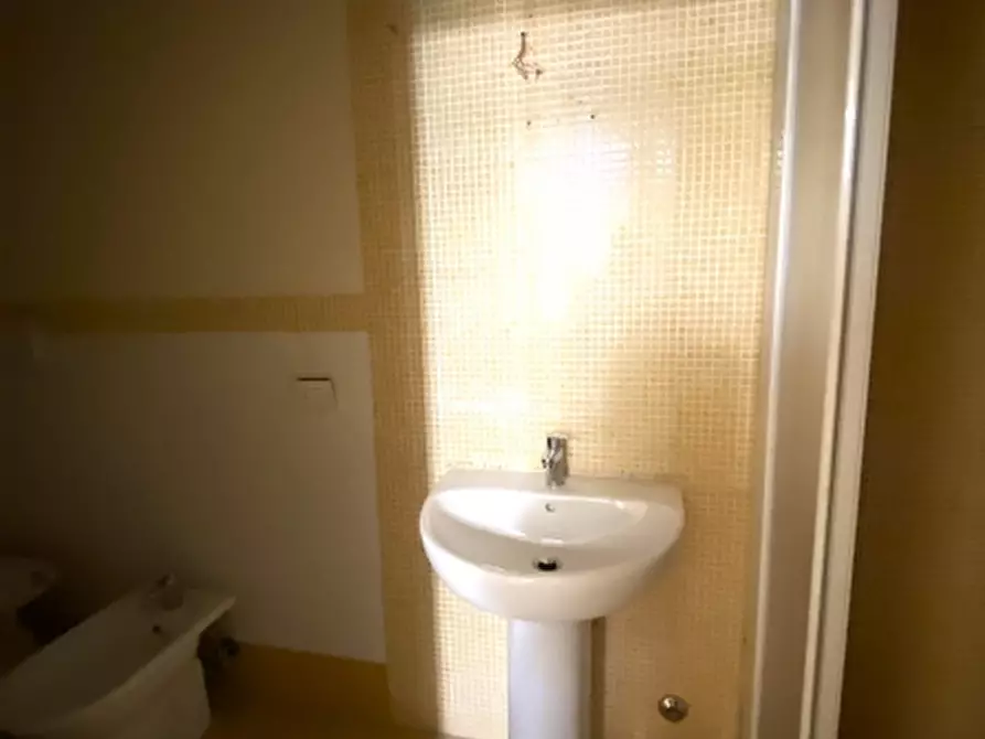 Immagine 10 di Appartamento in vendita  in Corso Roma 53 a Montecatini Terme