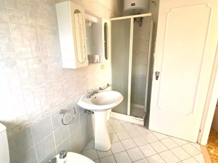 Immagine 13 di Appartamento in vendita  in Viale Balducci a Montecatini Terme