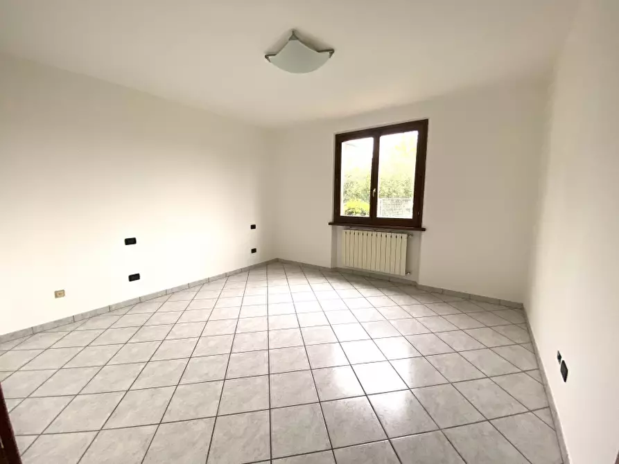 Immagine 11 di Appartamento in vendita  in Via Calamandrei a Pieve A Nievole