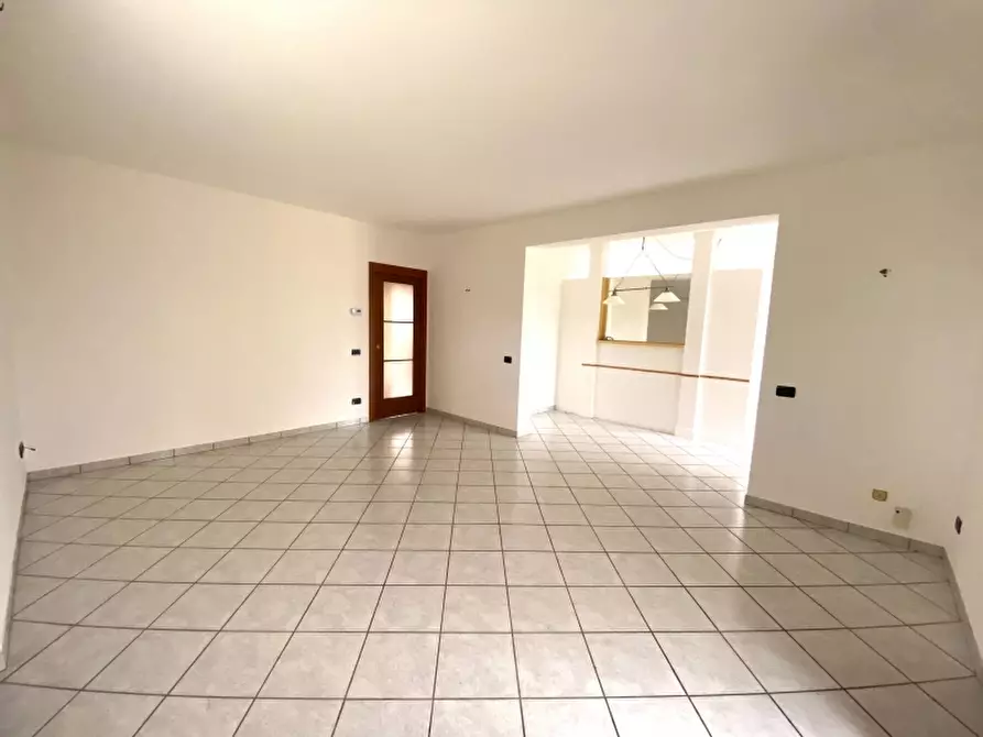 Immagine 2 di Appartamento in vendita  in Via Calamandrei a Pieve A Nievole