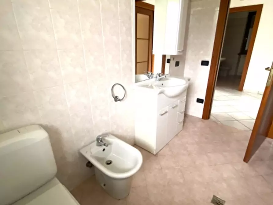 Immagine 10 di Appartamento in vendita  in Via Calamandrei a Pieve A Nievole