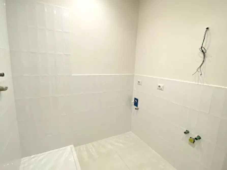 Immagine 12 di Appartamento in vendita  in Corso Matteotti a Montecatini Terme