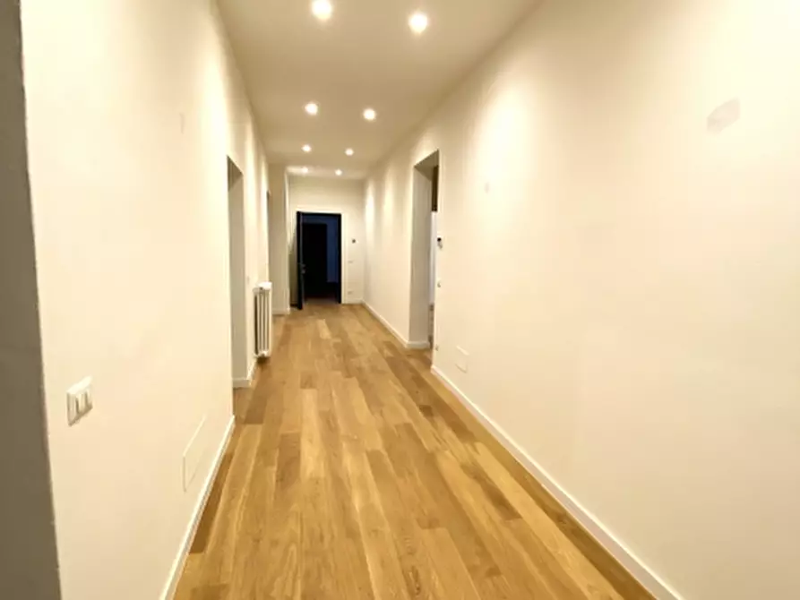 Immagine 13 di Appartamento in vendita  in Corso Matteotti a Montecatini Terme