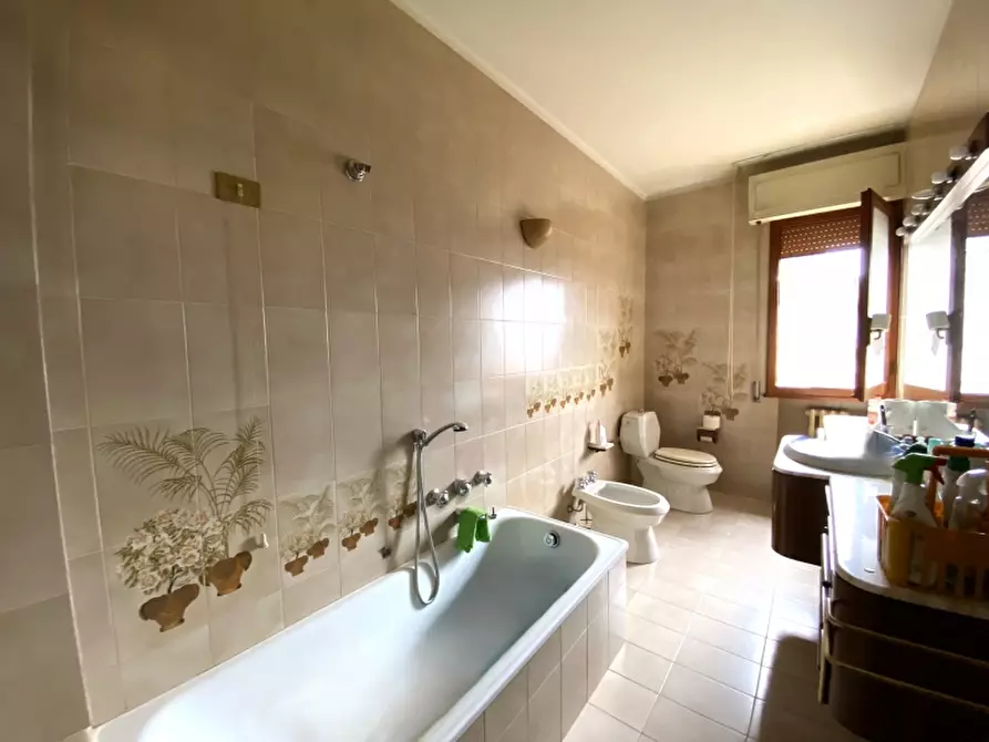 Immagine 15 di Appartamento in vendita  in Via Niccolò Paganini a Montecatini Terme