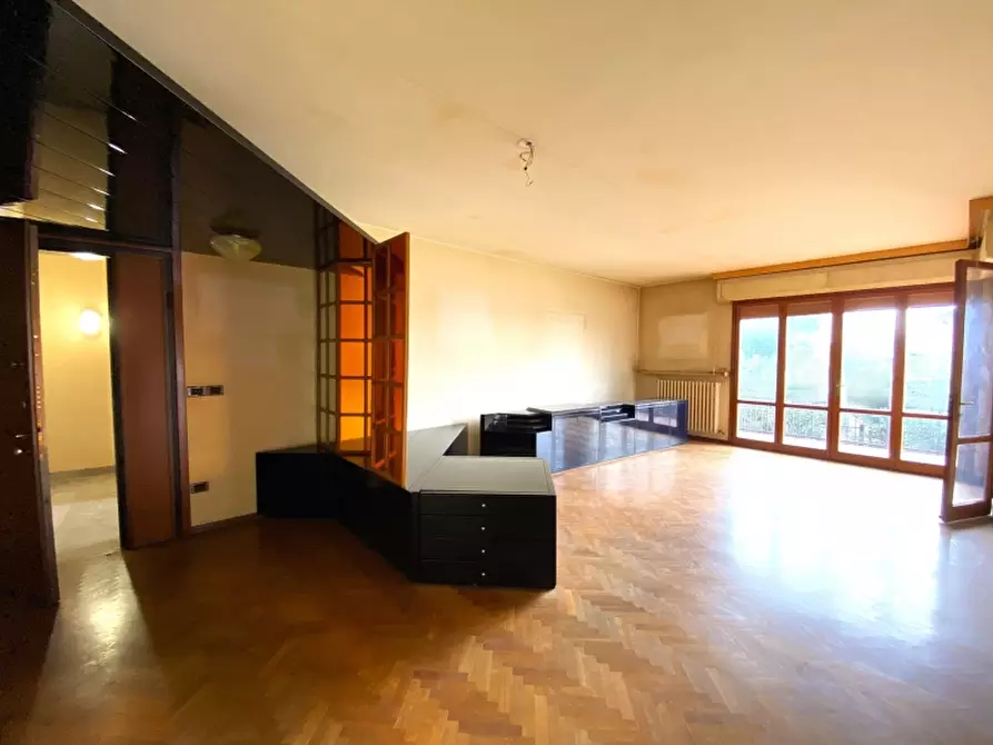 Immagine 2 di Appartamento in vendita  in Via Niccolò Paganini a Montecatini Terme