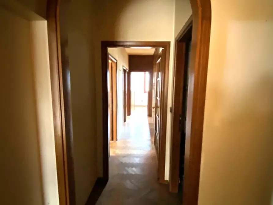 Immagine 11 di Appartamento in vendita  in Via Niccolò Paganini a Montecatini Terme