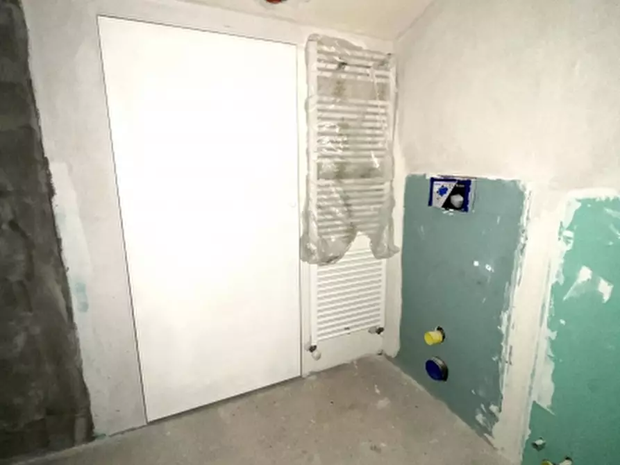 Immagine 12 di Appartamento in vendita  in Corso Matteotti a Montecatini Terme