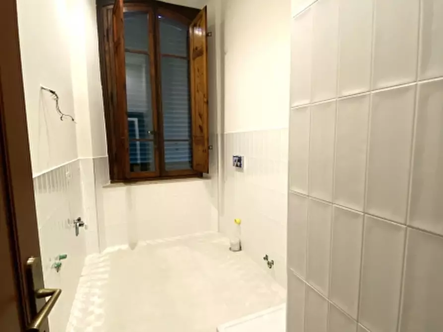 Immagine 18 di Appartamento in vendita  in Corso Matteotti a Montecatini Terme