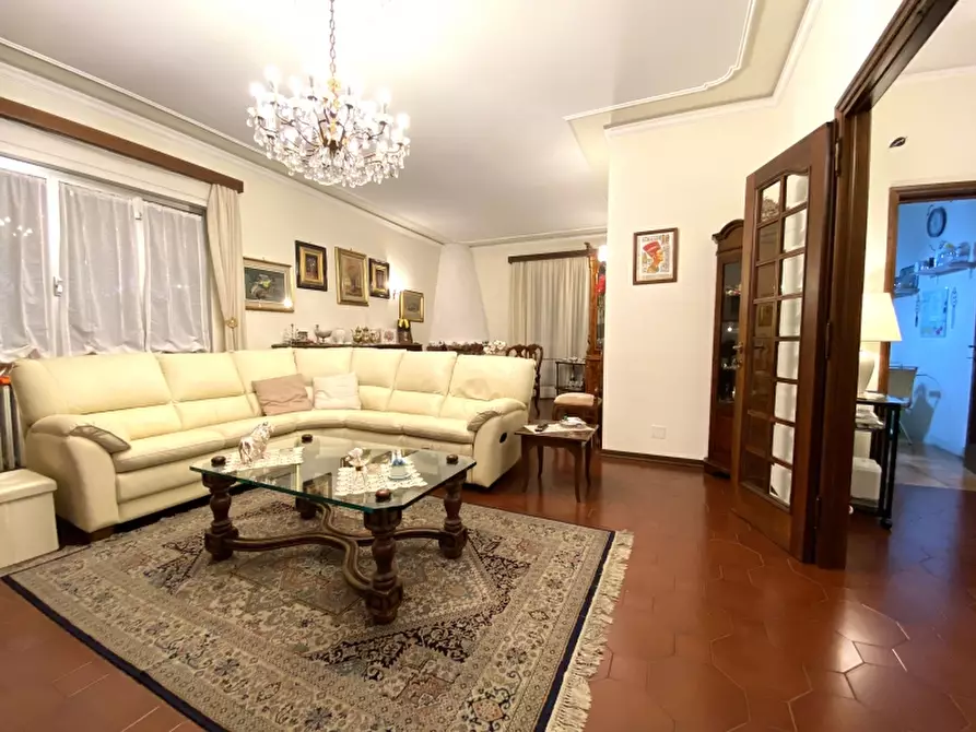 Immagine 2 di Appartamento in vendita  in Via Abruzzo a Montecatini Terme