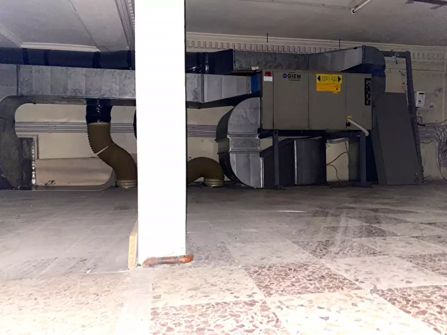 Immagine 16 di Negozio in affitto  in Corso Matteotti a Montecatini Terme