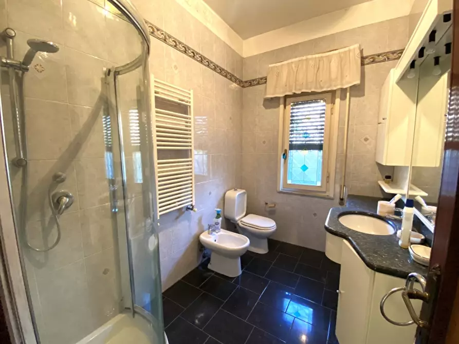 Immagine 13 di Villa in vendita  in Via Ugo Foscolo a Buggiano