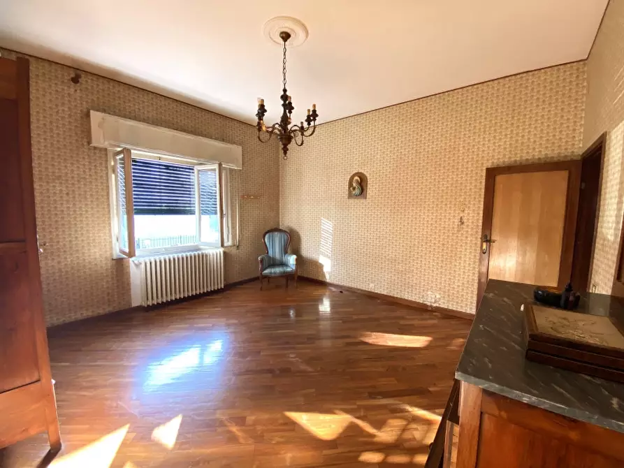Immagine 7 di Villa in vendita  in Via Ugo Foscolo a Buggiano