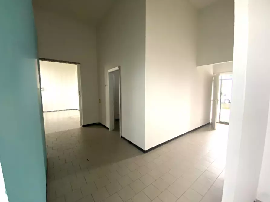 Immagine 25 di Laboratorio in affitto  in del Salsero a Montecatini Terme